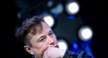 Musk alla conquista del ‘web spaziale’, punta a investire 30 miliardi
