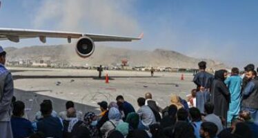 Afghanistan, Giappone invia aereo militare per trasferire connazionali e staff locale