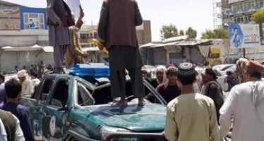 Afghanistan, “raid aerei Usa su Kandahar, decine di Talebani uccisi**