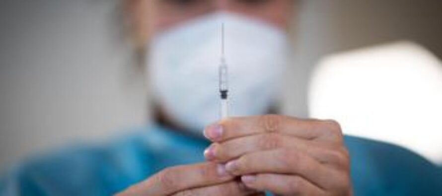 Iva: esenti le prestazioni di supporto amministrativo alle attività di vaccinazione anti “Covid-19” in quanto “strettamente connesse”