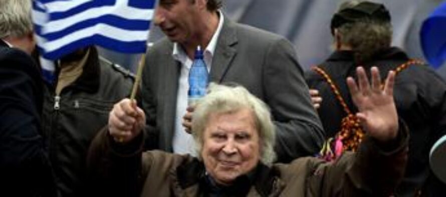 Morto Mikis Theodorakis, autore del sirtaki di ‘Zorba il greco’ aveva 96 anni