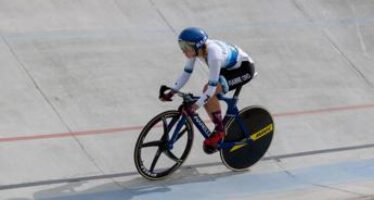 Ciclismo, mondiali su pista: Martina Fidanza oro nello scratch