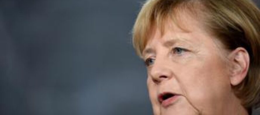 Merkel vola a Istanbul, con Erdogan parlerà di Ue e migranti