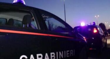 Carabiniere accoltellato in tentata rapina a Torino, fermato un minore