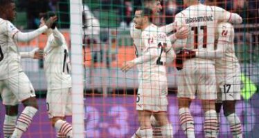 Venezia-Milan 0-3, gol Ibra e doppio Theo Hernandez