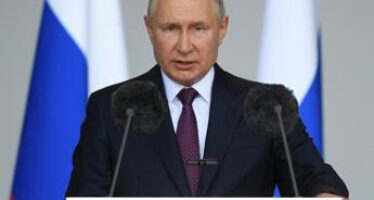 Guerra Ucraina-Russia, Putin: “Esercito Kiev prenda il potere”