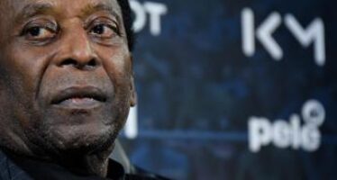 Pelé, nuovo ricovero in ospedale: le sue condizioni
