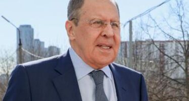 Ucraina, Lavrov: “Sanzioni non spezzeranno volontà popolo Russia”