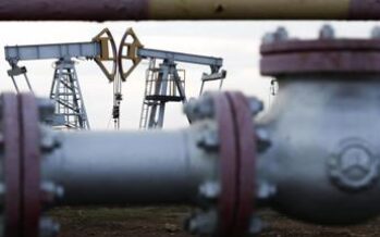 Ucraina, Guriev: “Bando a petrolio primo passo, poi tetto a prezzi”
