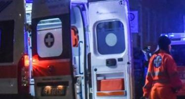 Bari, scontro tra auto e moto: morta 20enne