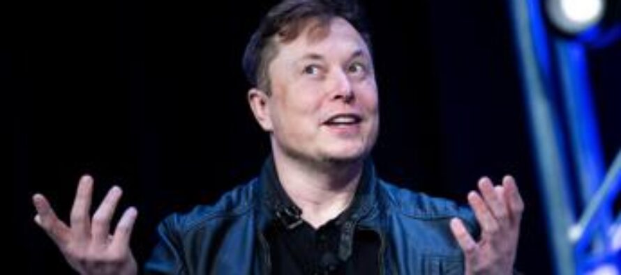 Elon Musk contro smart working: “In presenza o via da Tesla”