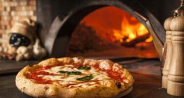Food, Avpn a Briatore: “Il prezzo della pizza dipende da condizioni lavoro, costi e qualità”