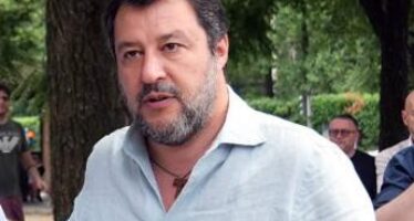 Cittadinanza, Salvini: “Non è biglietto del luna park, si decide a 18 anni”