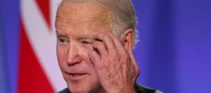Biden di nuovo positivo, il medico: “Torna in isolamento”