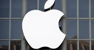 Apple, dipendenti contro ritorno in presenza: “Con smart working più felici e produttivi”