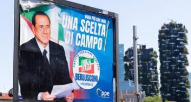 Elezioni 2022, Berlusconi contro Renzi e Calenda: “Irrilevanti”