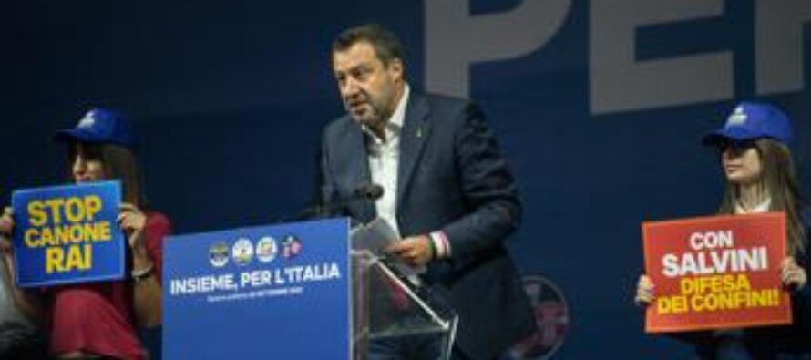 Ue, ira Salvini: “Da von der Leyen squallida minaccia, bullismo istituzionale”