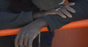 Migranti, naufragio a Lampedusa: morta bimba di 5 anni