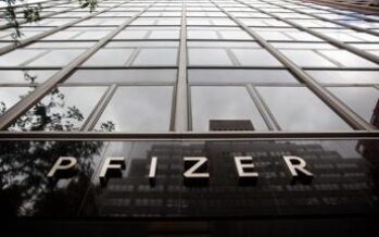 Pfizer, record ricavi nel 2022: “Oltre 100 miliardi di dollari”