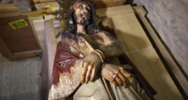 Gerusalemme, vandalizzata statua di Gesù: arrestato un americano