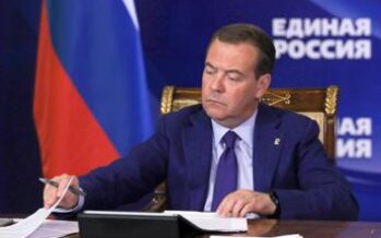 Russia, Medvedev: “Armi a Ucraina avvicinano apocalisse nucleare”