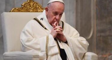 Ucraina, Papa: “Lavoriamo per la pace, soffro per l’indifferenza”