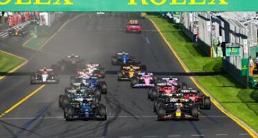 Gp Australia 2023, caos totale: Verstappen vince con Red Bull e delusione Ferrari