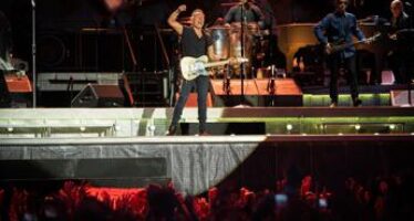 Alluvione Emilia Romagna, Bruce Springsteen sulla graticola per concerto Ferrara